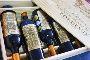 法國進(jìn)口紅酒批發(fā)生意賺不賺錢